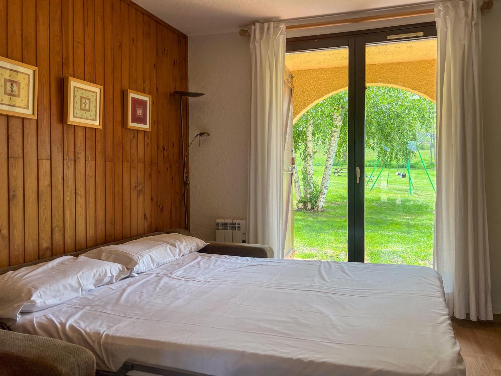 Val De Llous II 39 Apartment Sainte-Leocadie ภายนอก รูปภาพ